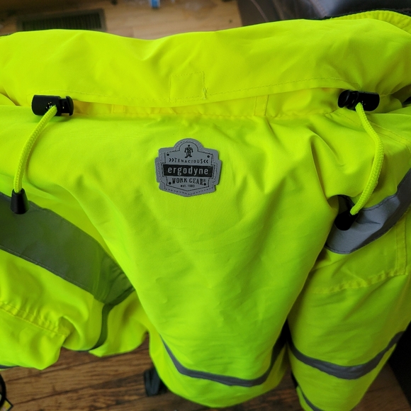 Ergodyne Tenacious Work Gear Jacket Glo-Wear 8377 Neon Yellow Size L Large - Picture 5 of 9